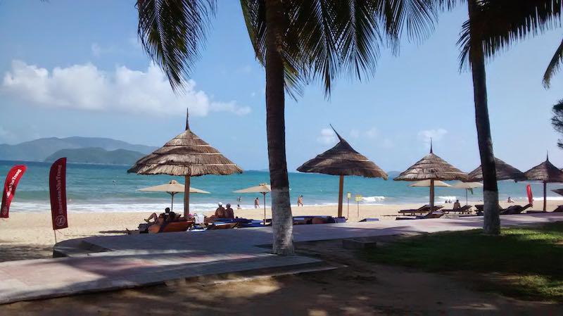 Пляж отеля Шератон Нячанг